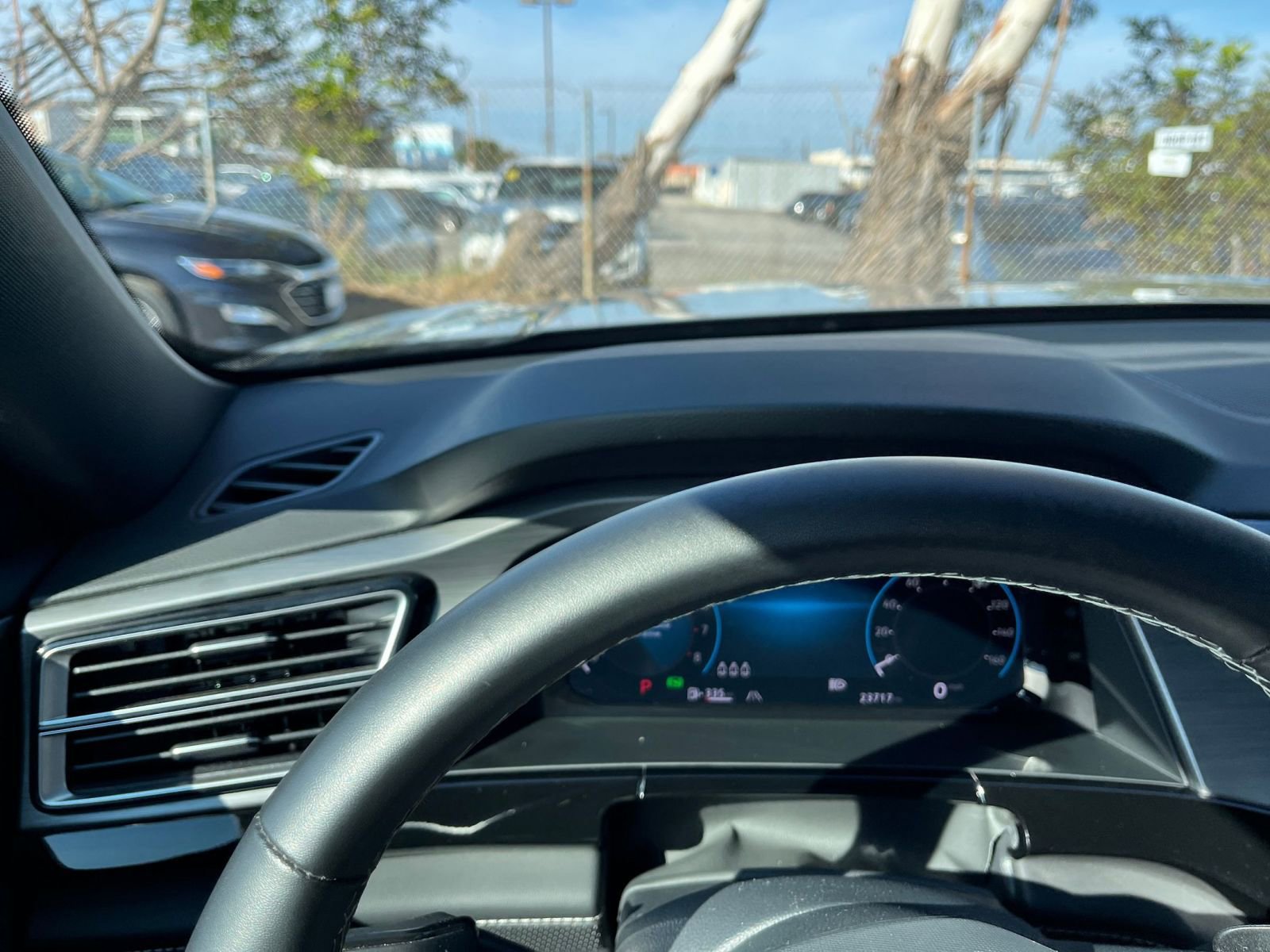 Thumbnail: 2025 Volkswagen Atlas - 34