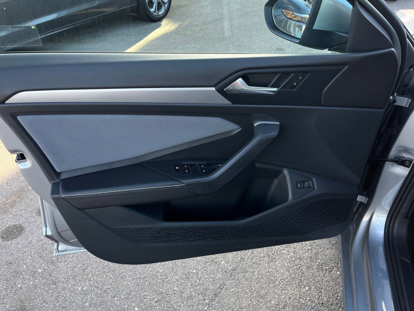 Thumbnail: 2025 Volkswagen Jetta - 20