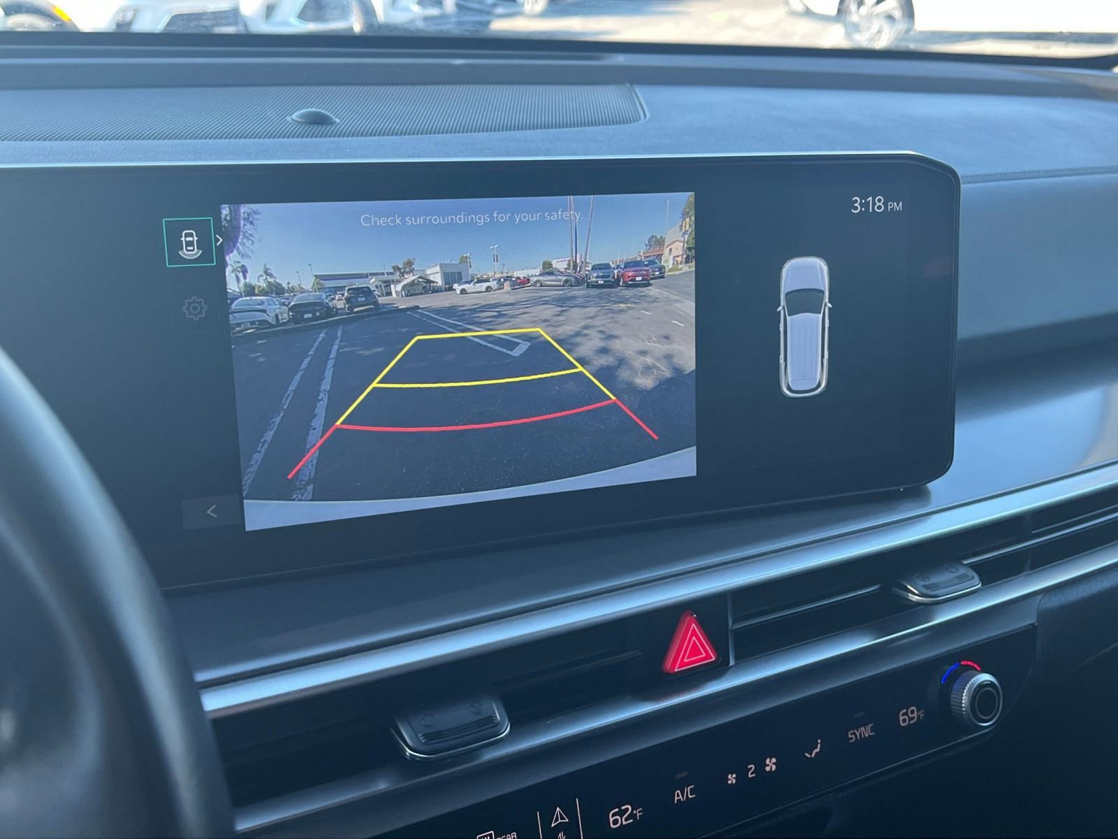 Thumbnail: 2024 Kia Sorento - 24