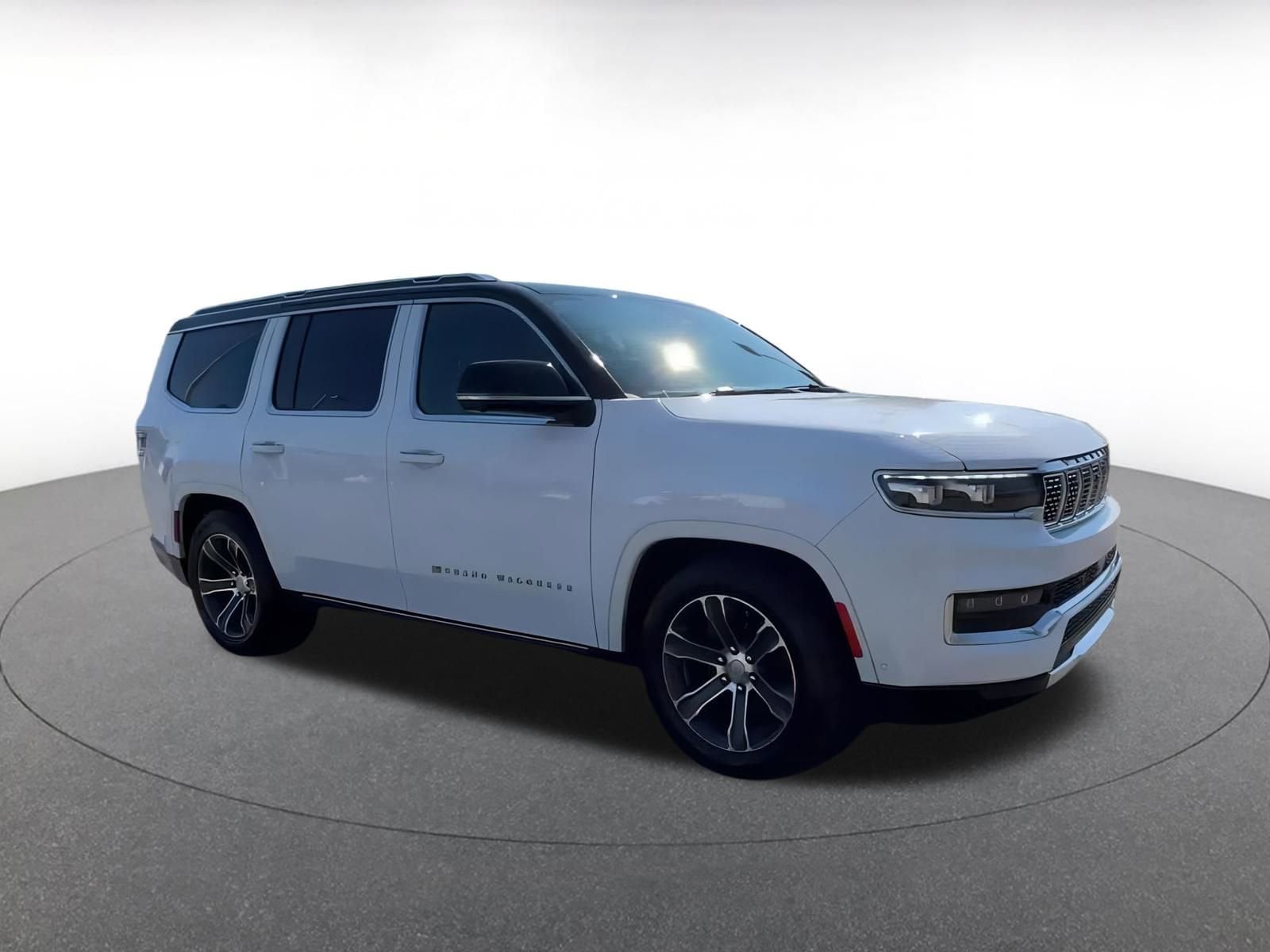 Thumbnail: 2023 Jeep Grand Wagoneer - 2
