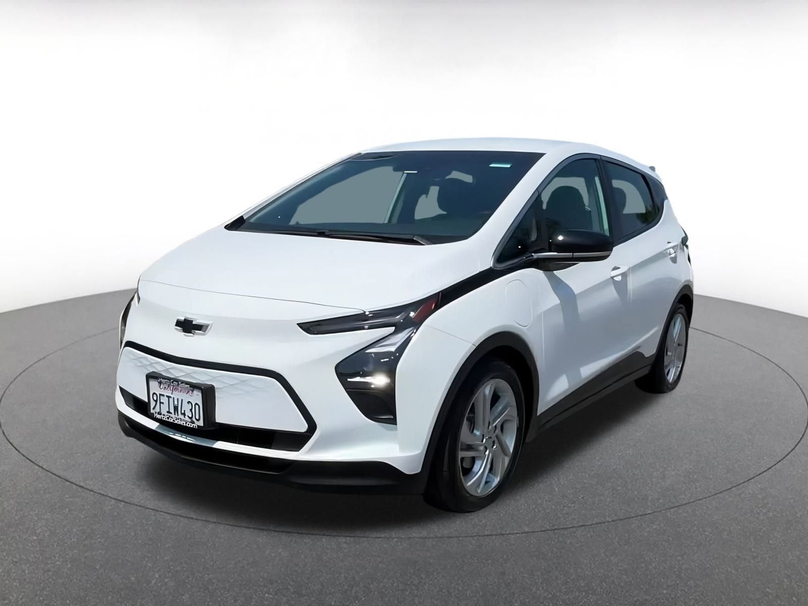 Thumbnail: 2023 Chevrolet Bolt EV - 5