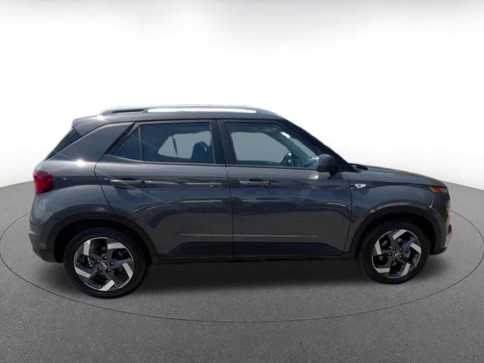 Thumbnail: 2025 Hyundai Venue - 16