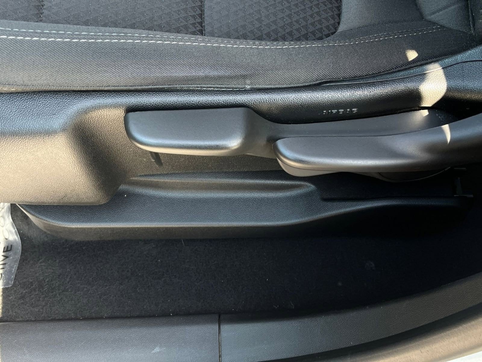 Thumbnail: 2023 Chevrolet Bolt EV - 28
