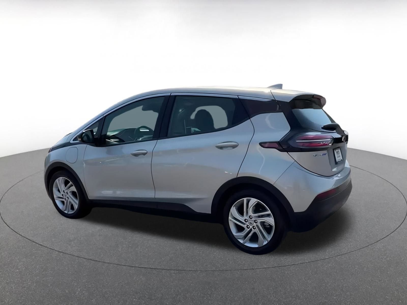 Thumbnail: 2023 Chevrolet Bolt EV - 8