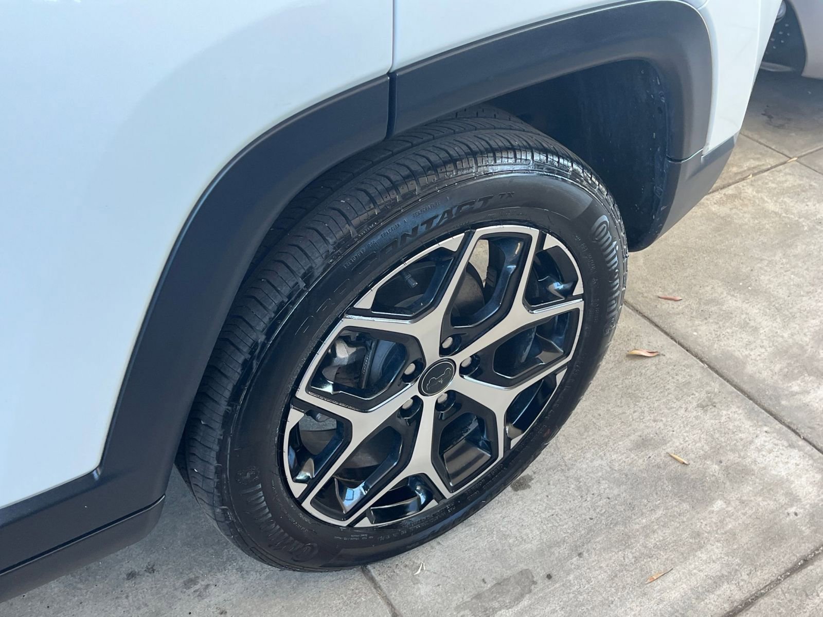 Thumbnail: 2025 Jeep Compass - 30