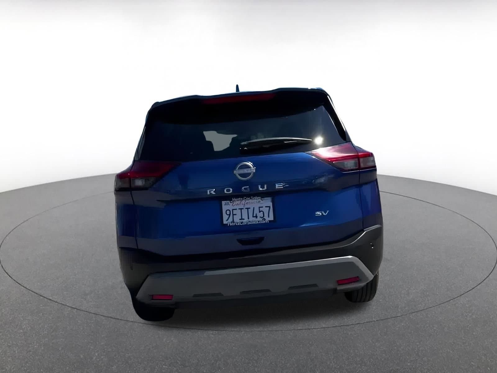 Thumbnail: 2023 Nissan Rogue - 10