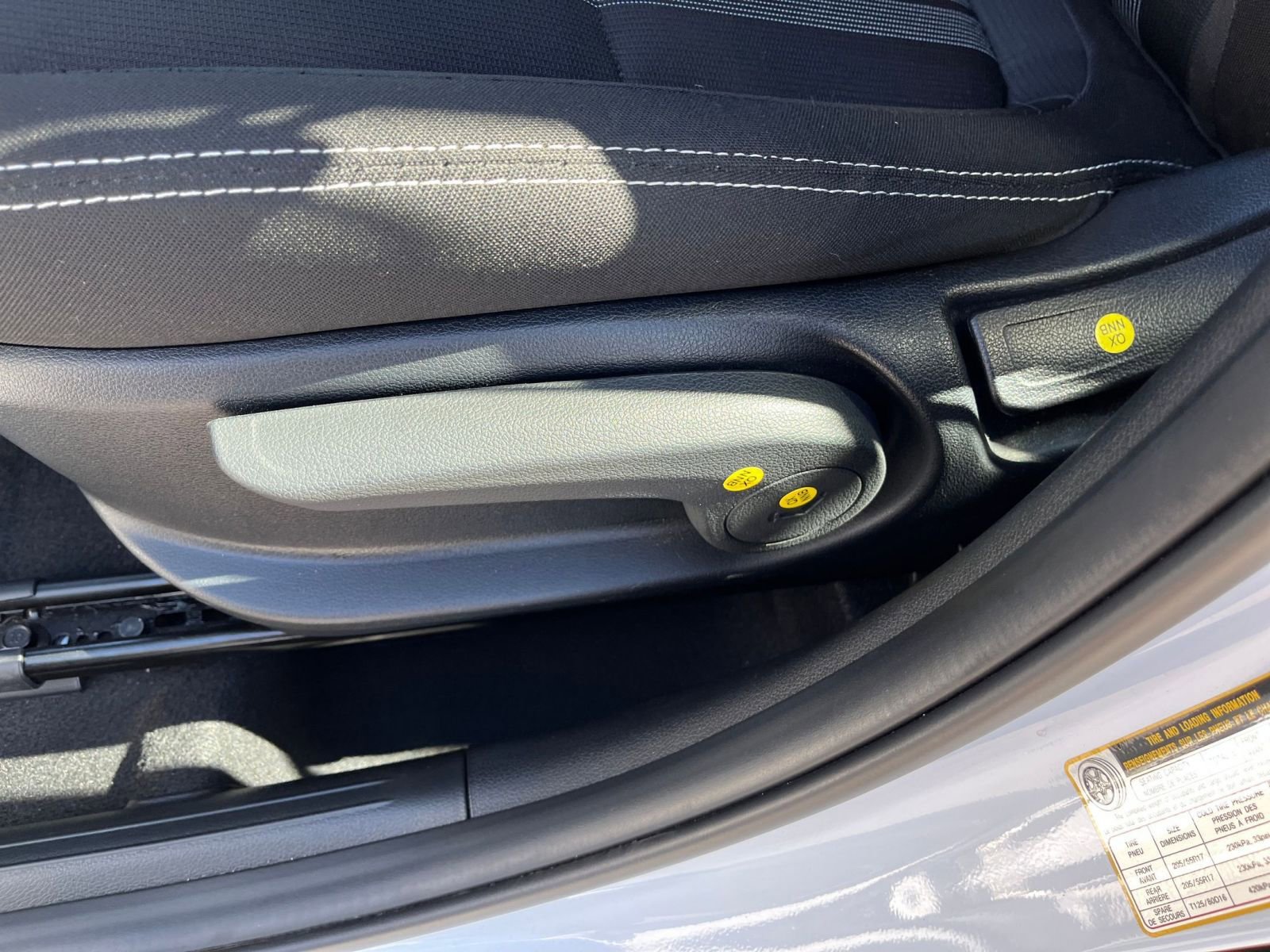 Thumbnail: 2025 Hyundai Venue - 23