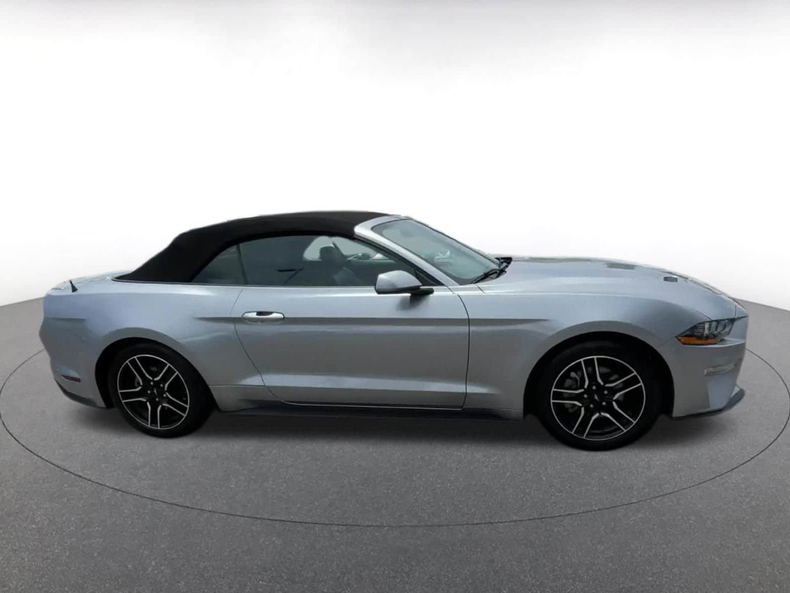 Thumbnail: 2023 Ford Mustang - 16