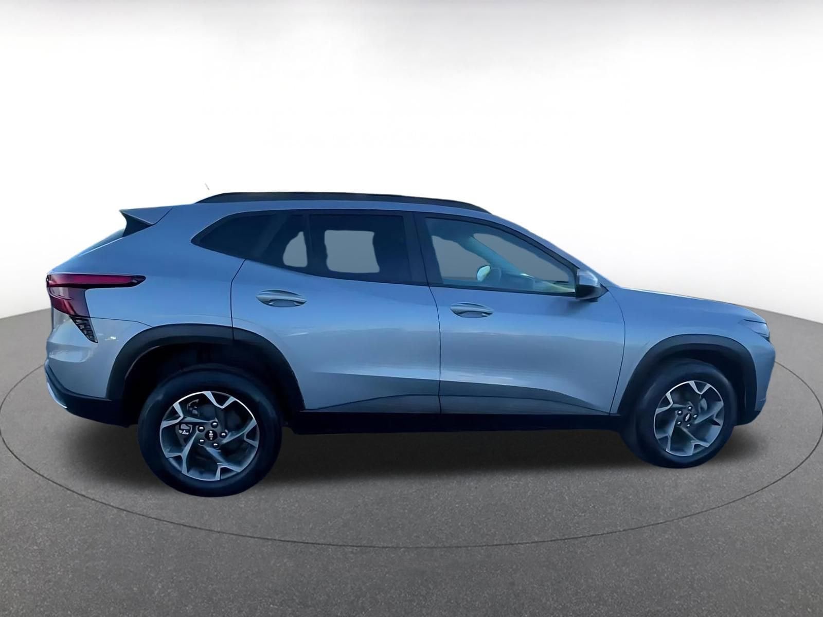 Thumbnail: 2025 Chevrolet Trax - 16