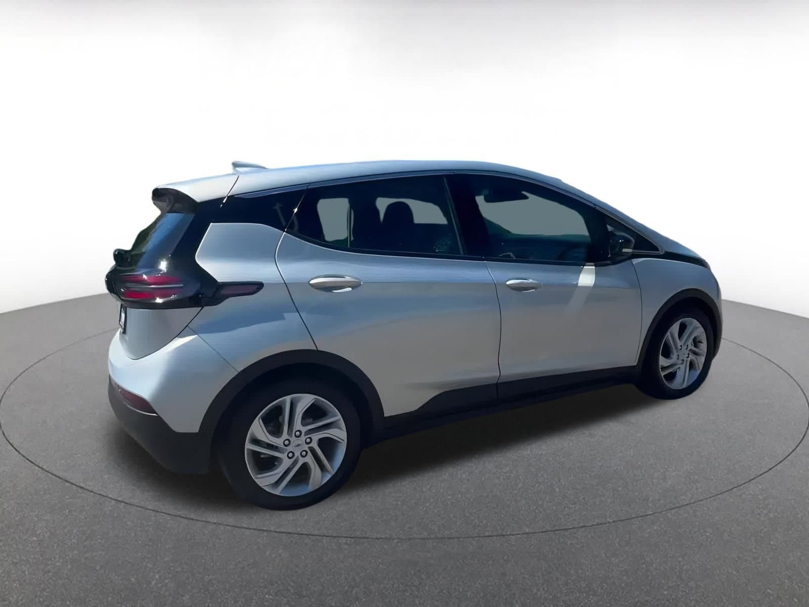 Thumbnail: 2023 Chevrolet Bolt EV - 12