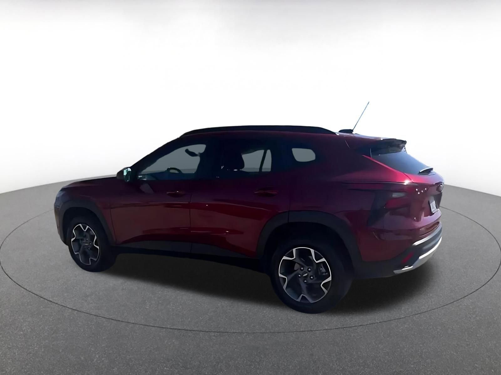 Thumbnail: 2025 Chevrolet Trax - 9