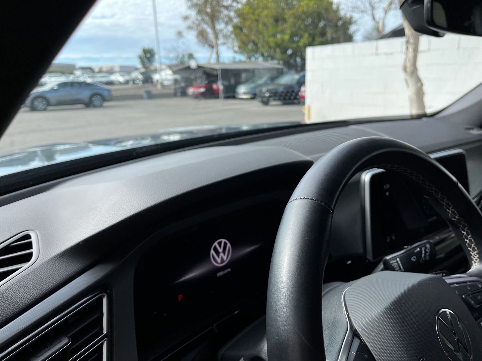 Thumbnail: 2025 Volkswagen Atlas - 34