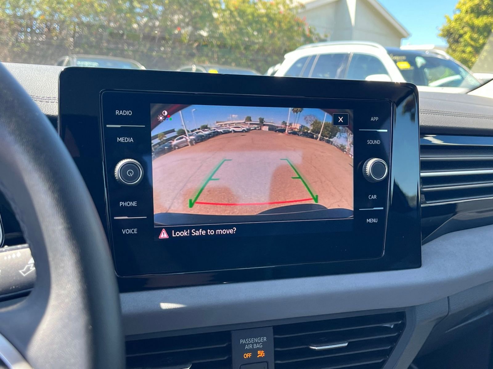 Thumbnail: 2025 Volkswagen Jetta - 17