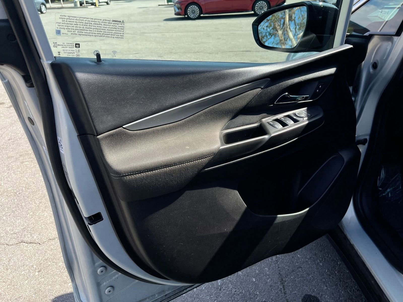 Thumbnail: 2023 Chevrolet Bolt EV - 24