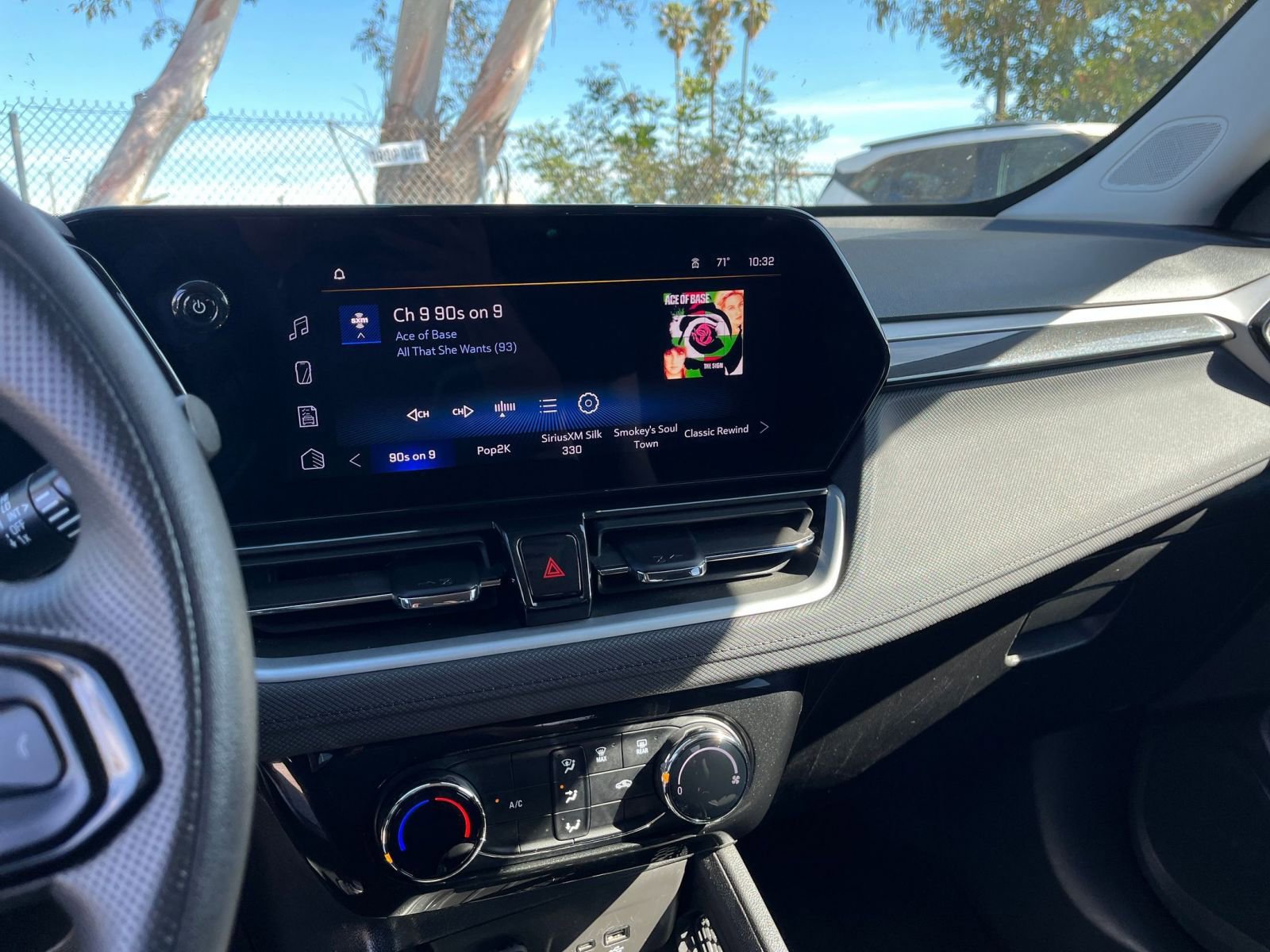 Thumbnail: 2025 Chevrolet TrailBlazer - 17