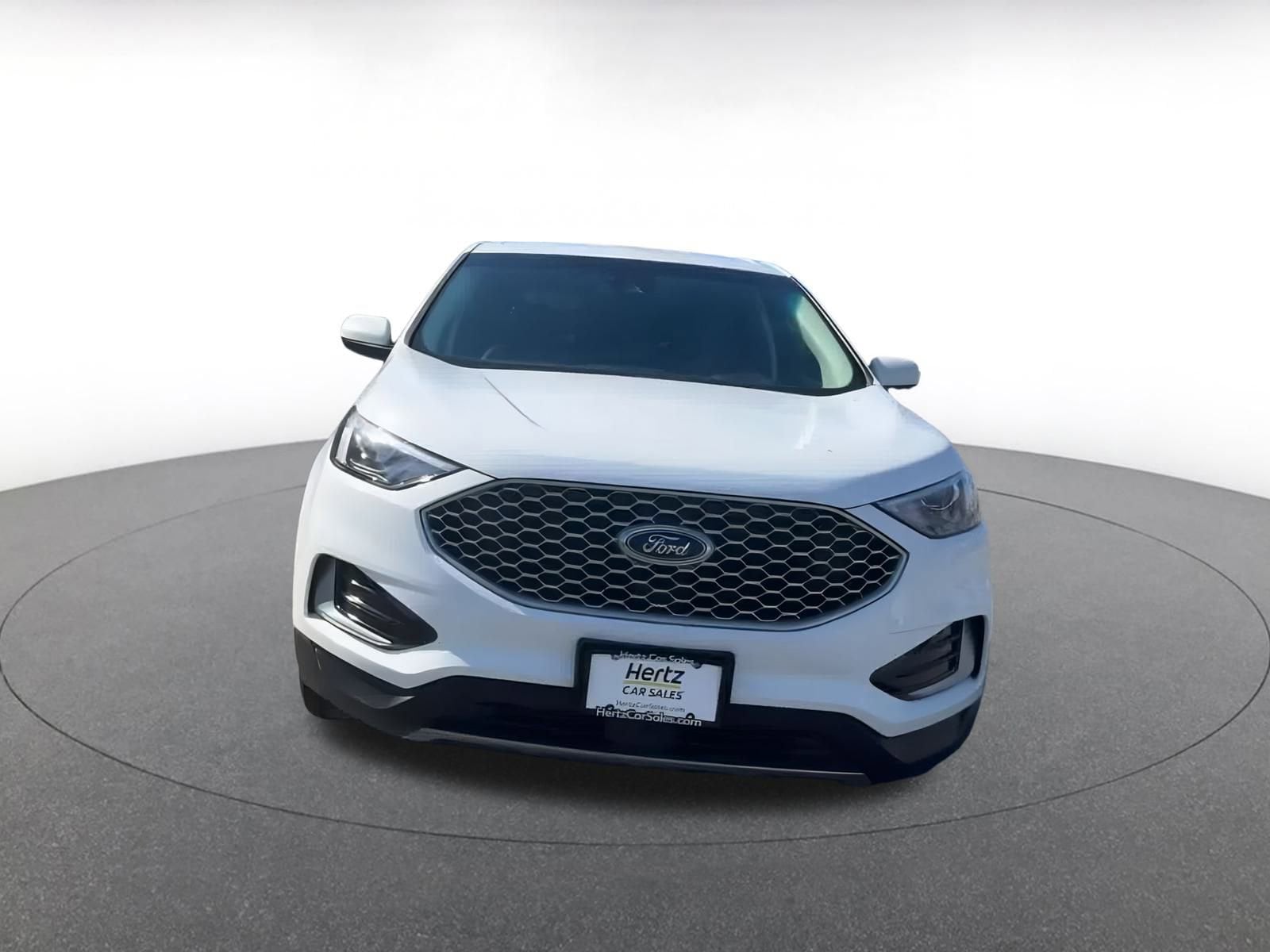 Thumbnail: 2023 Ford Edge - 4
