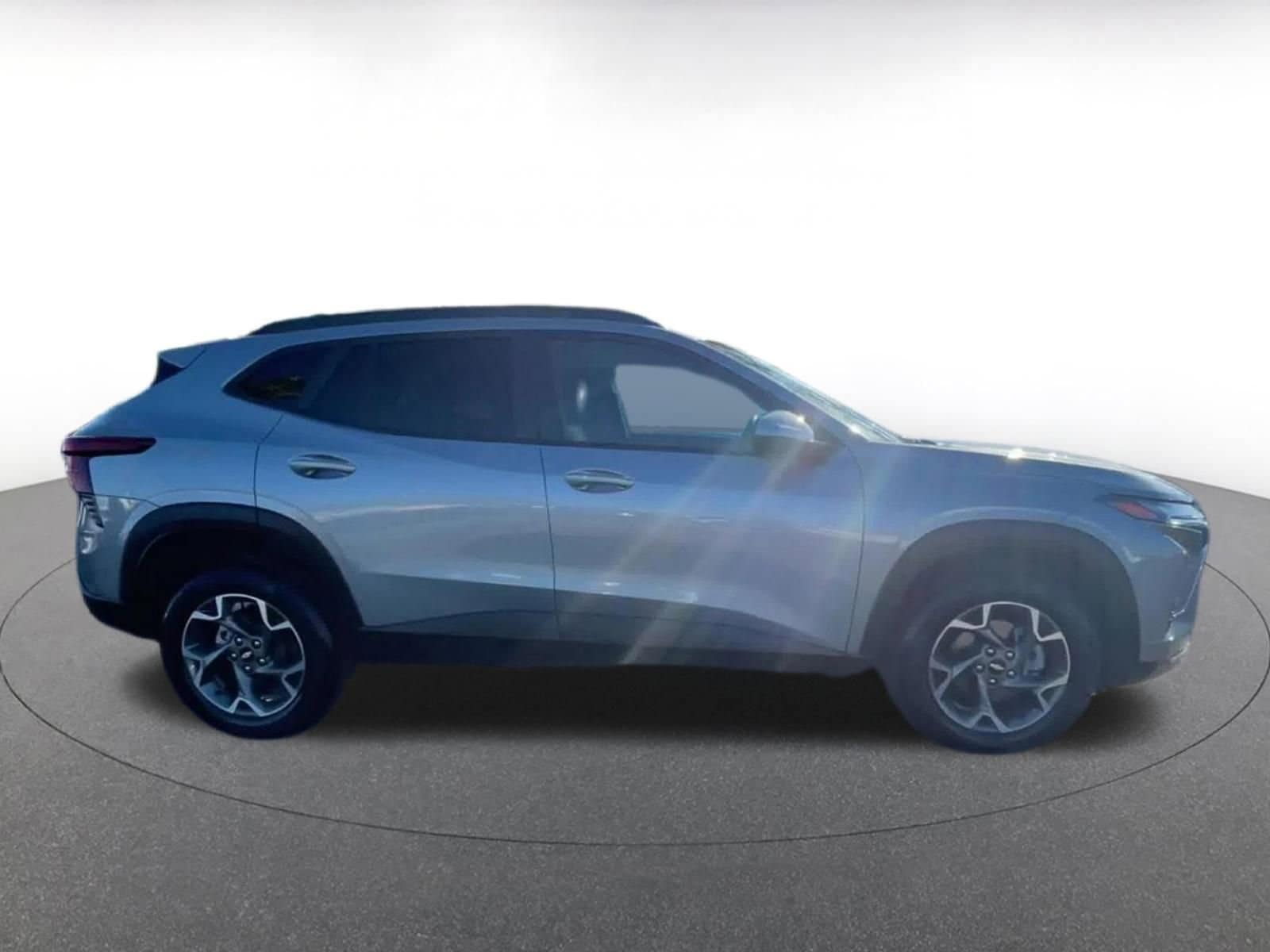 Thumbnail: 2025 Chevrolet Trax - 16