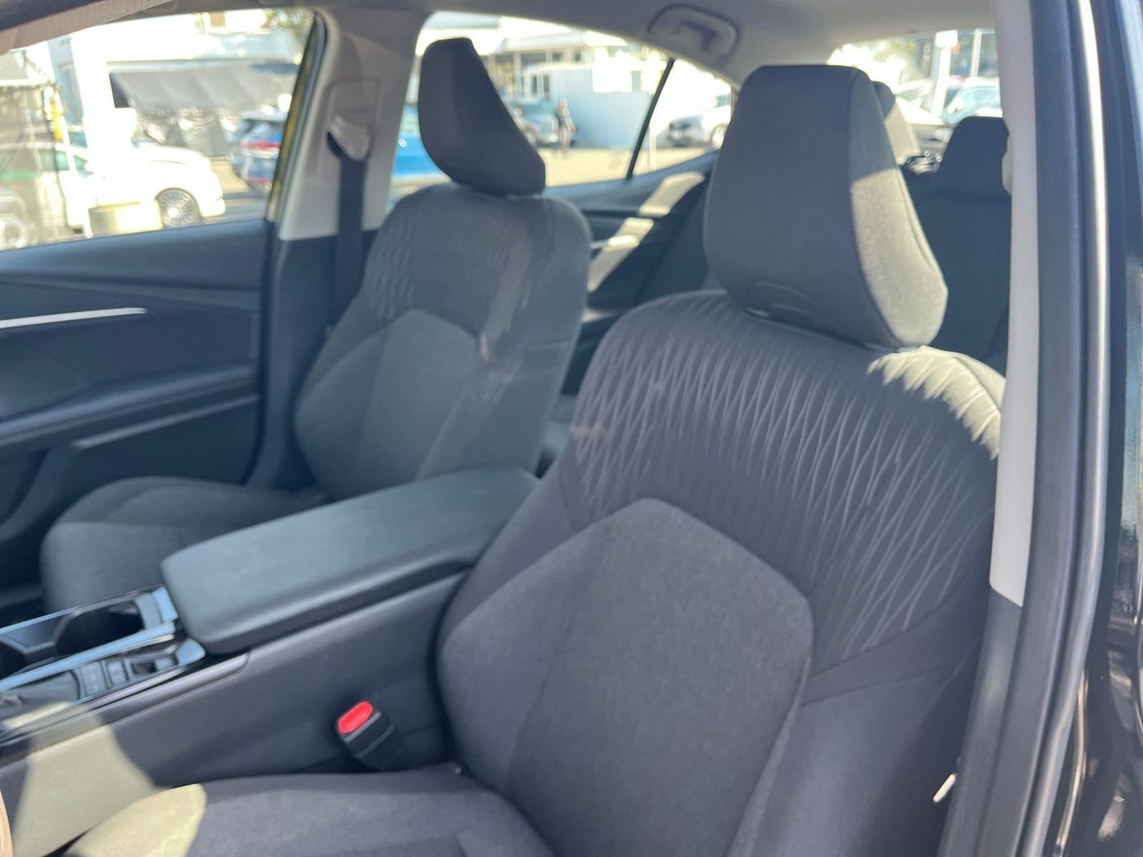 Thumbnail: 2025 Toyota Camry - 27