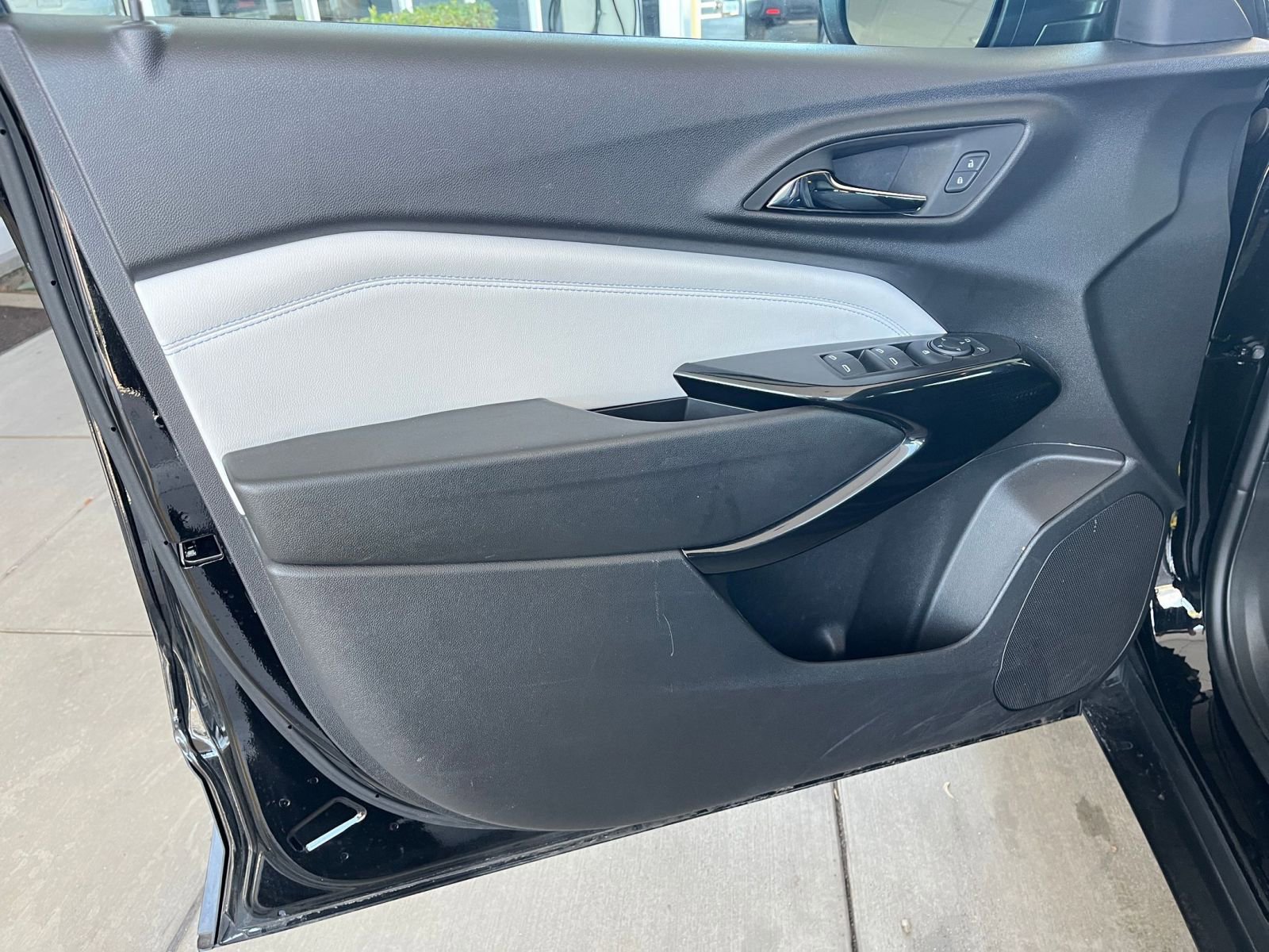 Thumbnail: 2025 Chevrolet Trax - 20