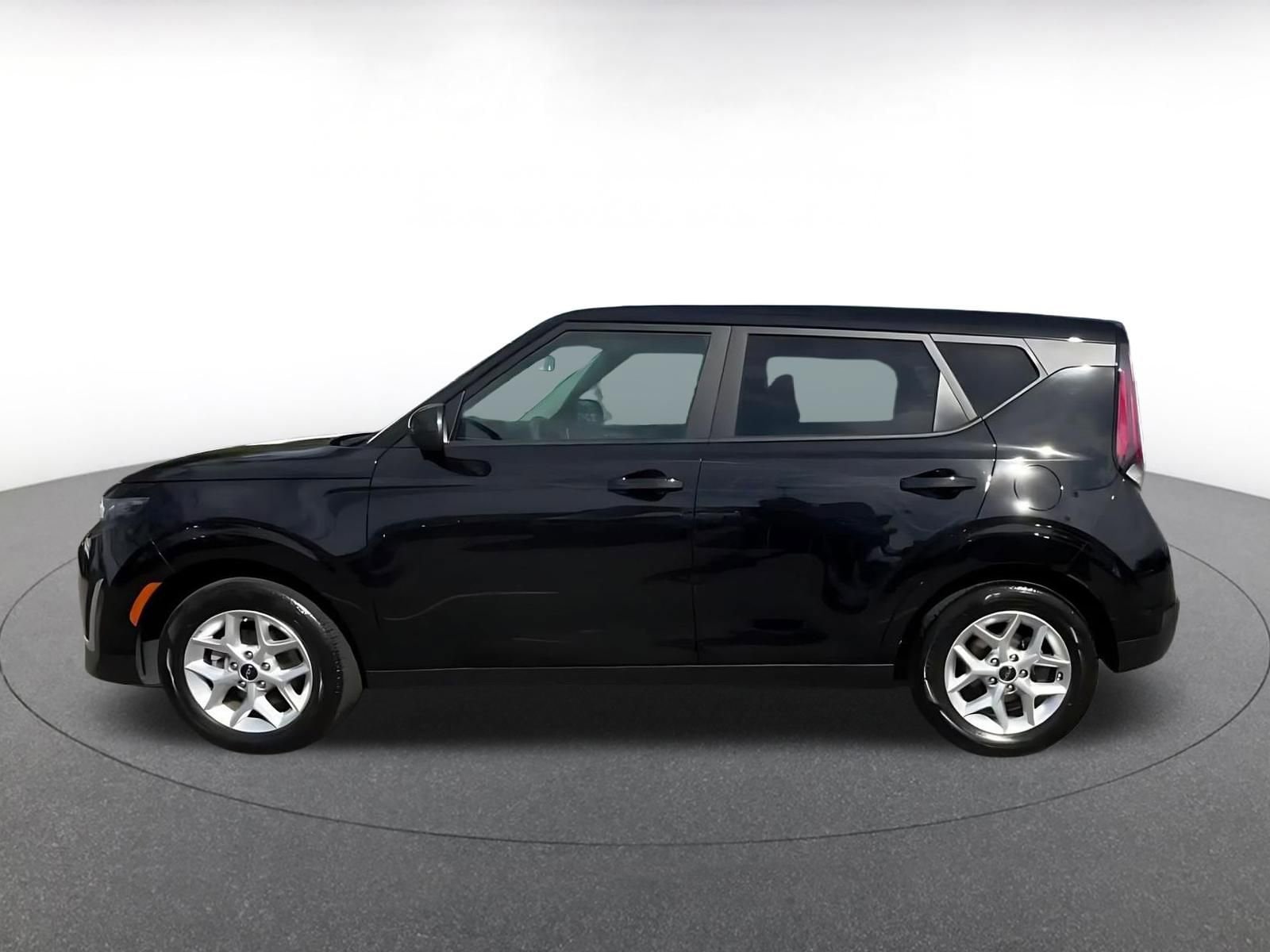 Thumbnail: 2025 Kia Soul - 9