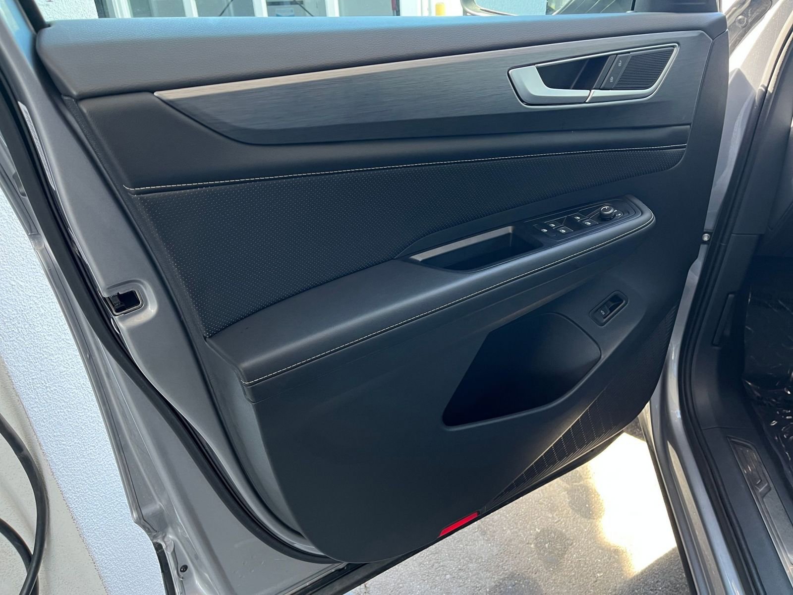 Thumbnail: 2025 Volkswagen Atlas - 20