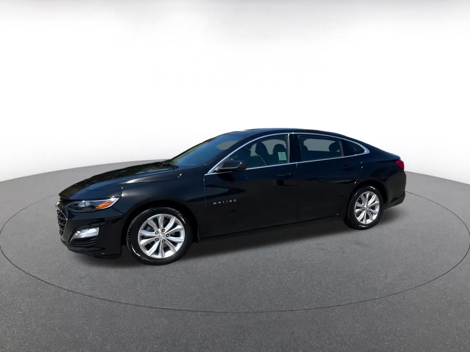 Thumbnail: 2023 Chevrolet Malibu - 6