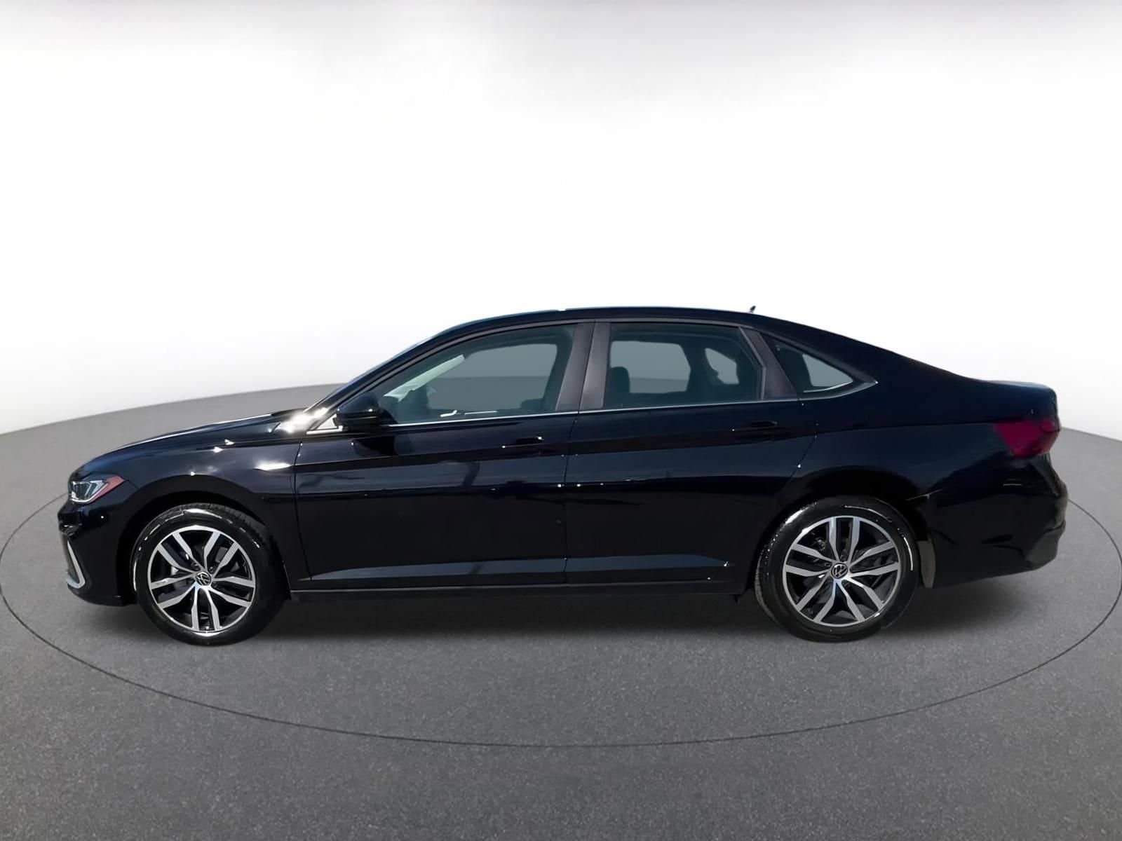 Thumbnail: 2025 Volkswagen Jetta - 9