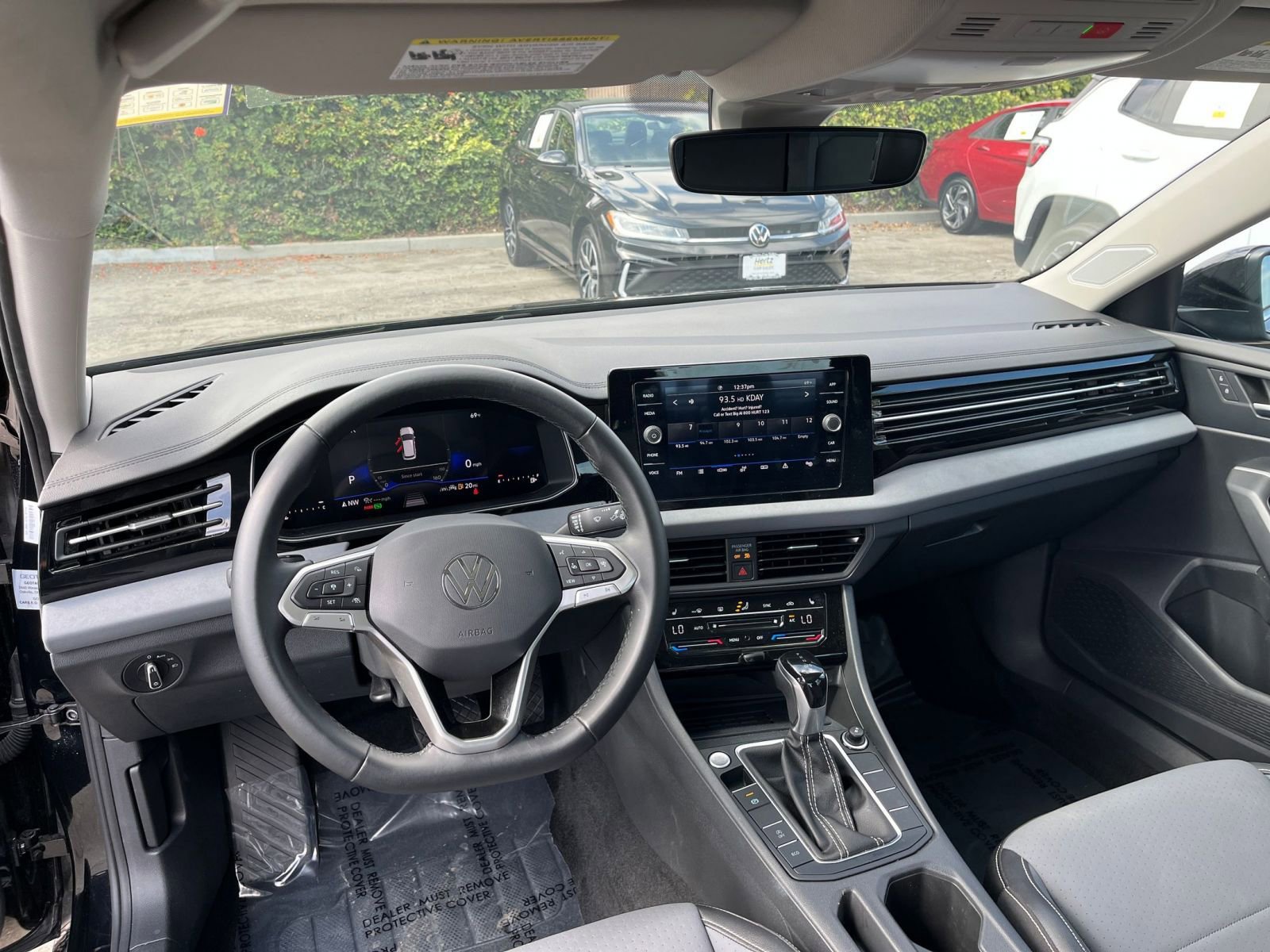 Thumbnail: 2025 Volkswagen Jetta - 33