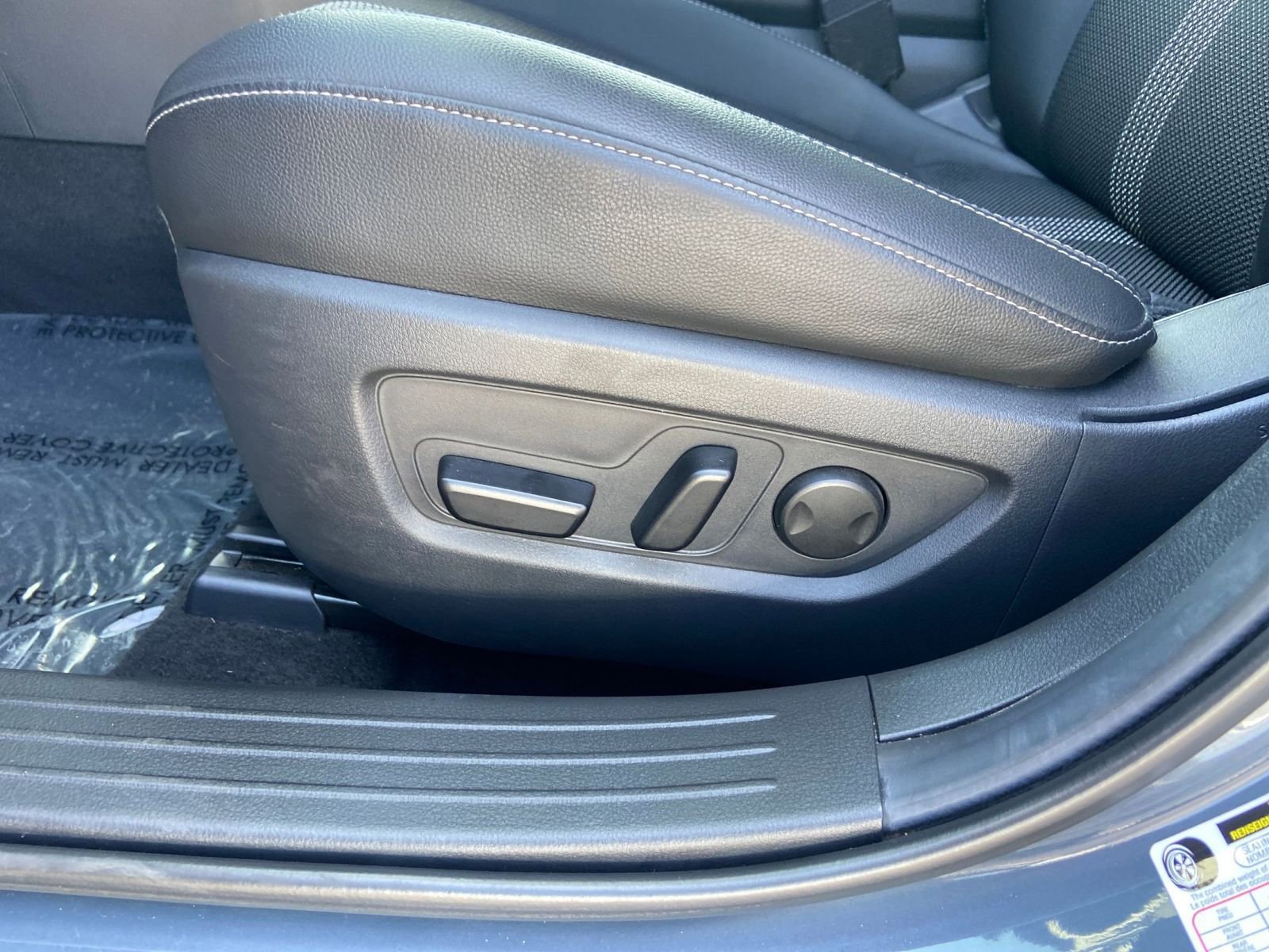 Thumbnail: 2025 Mazda CX-50 - 23