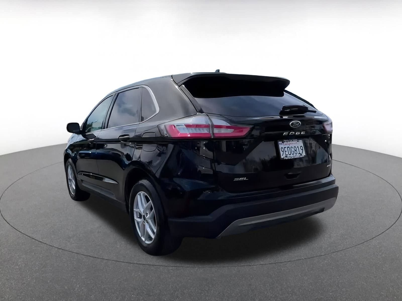 Thumbnail: 2023 Ford Edge - 9