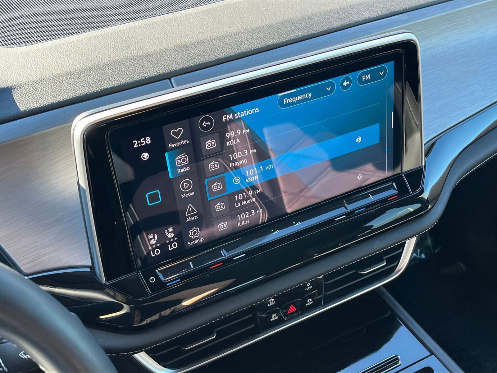 Thumbnail: 2025 Volkswagen Atlas - 20