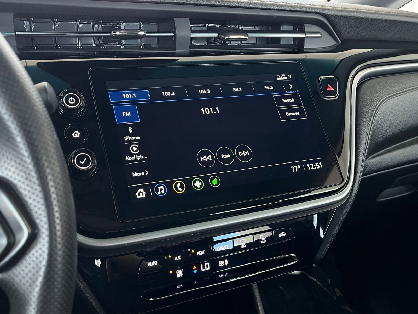 Thumbnail: 2023 Chevrolet Bolt EV - 21