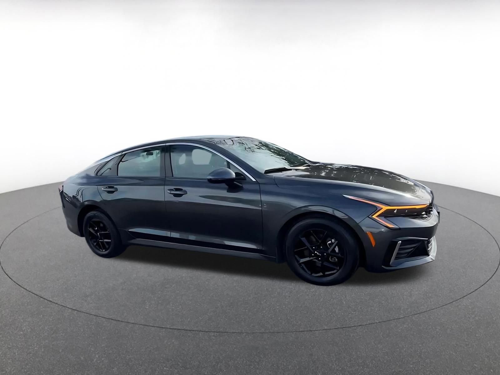 Thumbnail: 2025 Kia K5 - 2