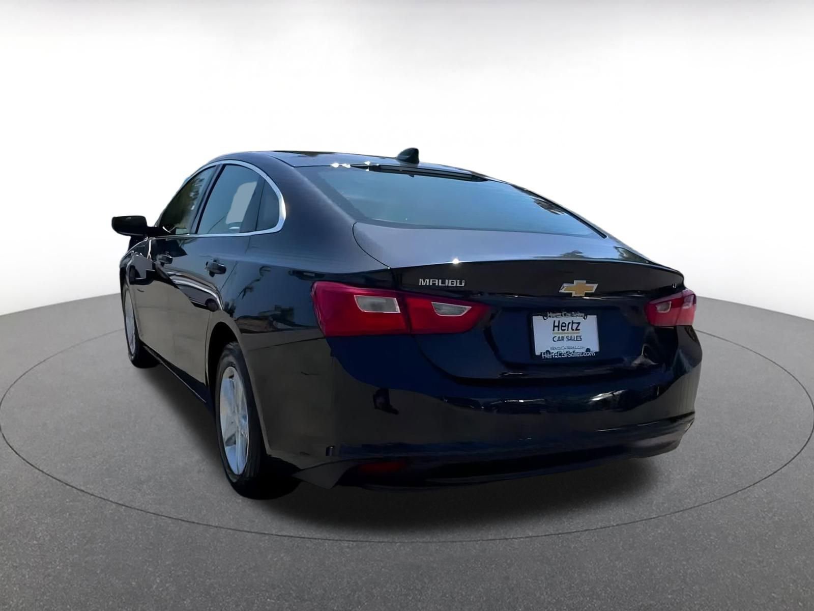 Thumbnail: 2023 Chevrolet Malibu - 11