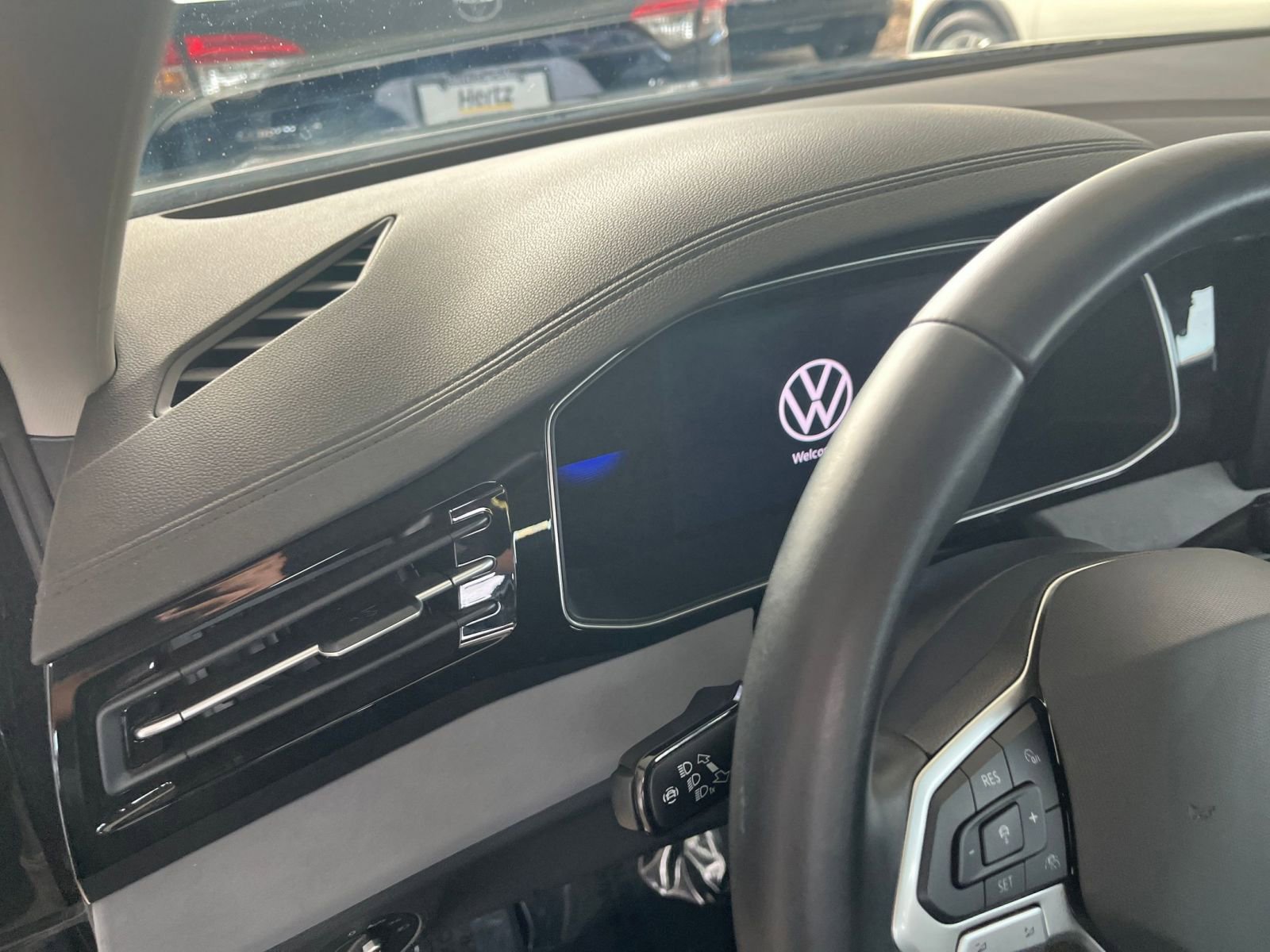 Thumbnail: 2025 Volkswagen Jetta - 34