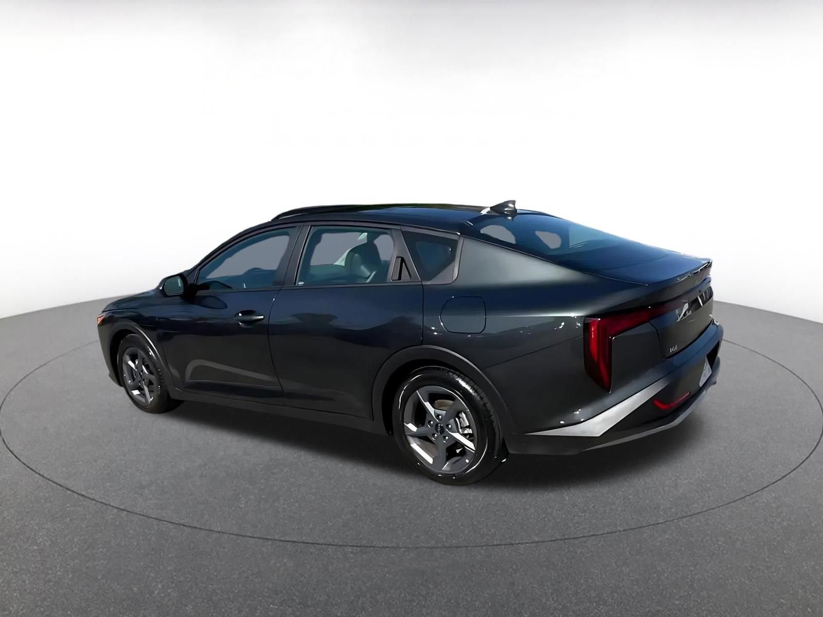 Thumbnail: 2025 Kia K4 - 10