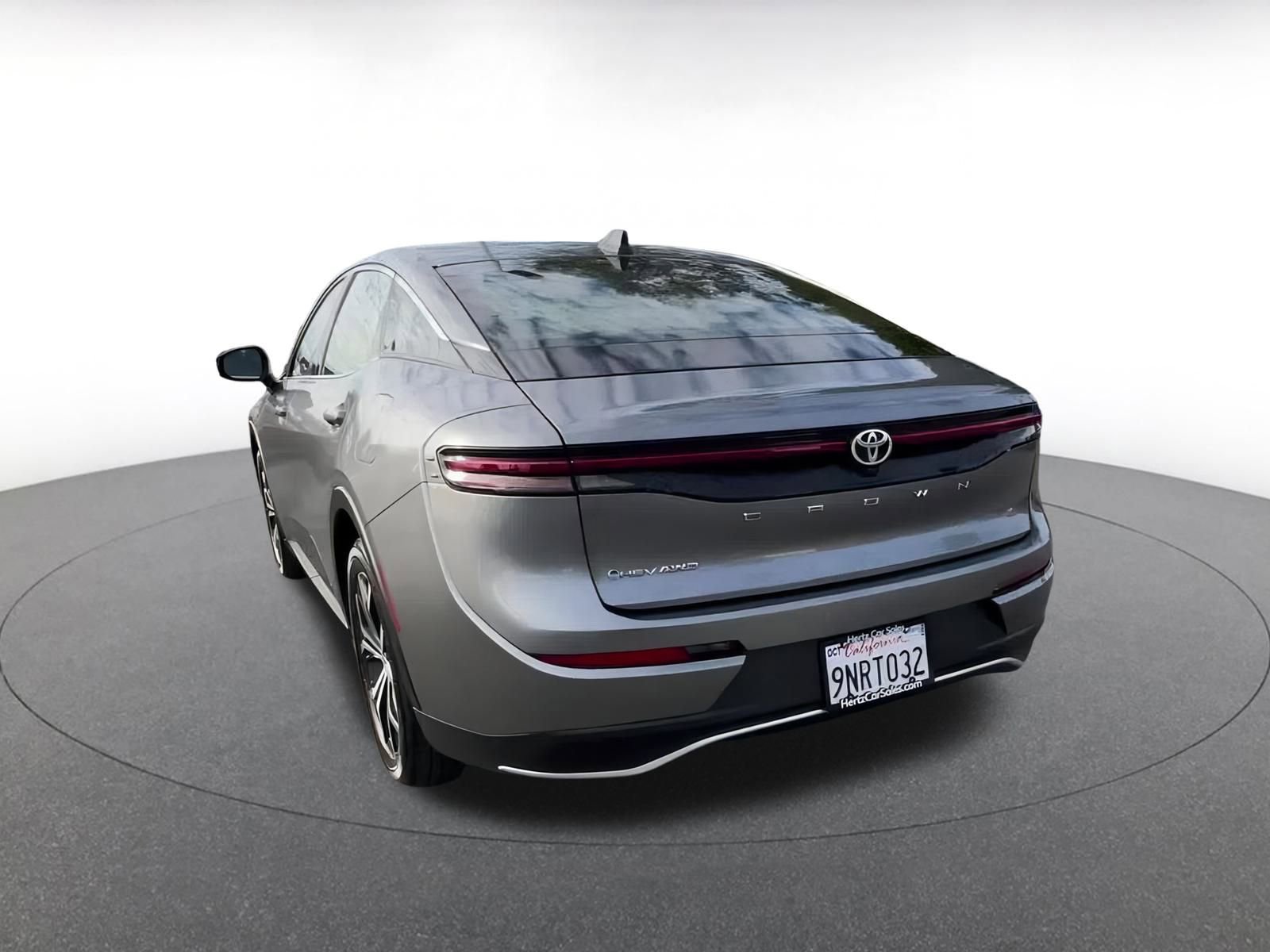 Thumbnail: 2025 Toyota Crown - 12