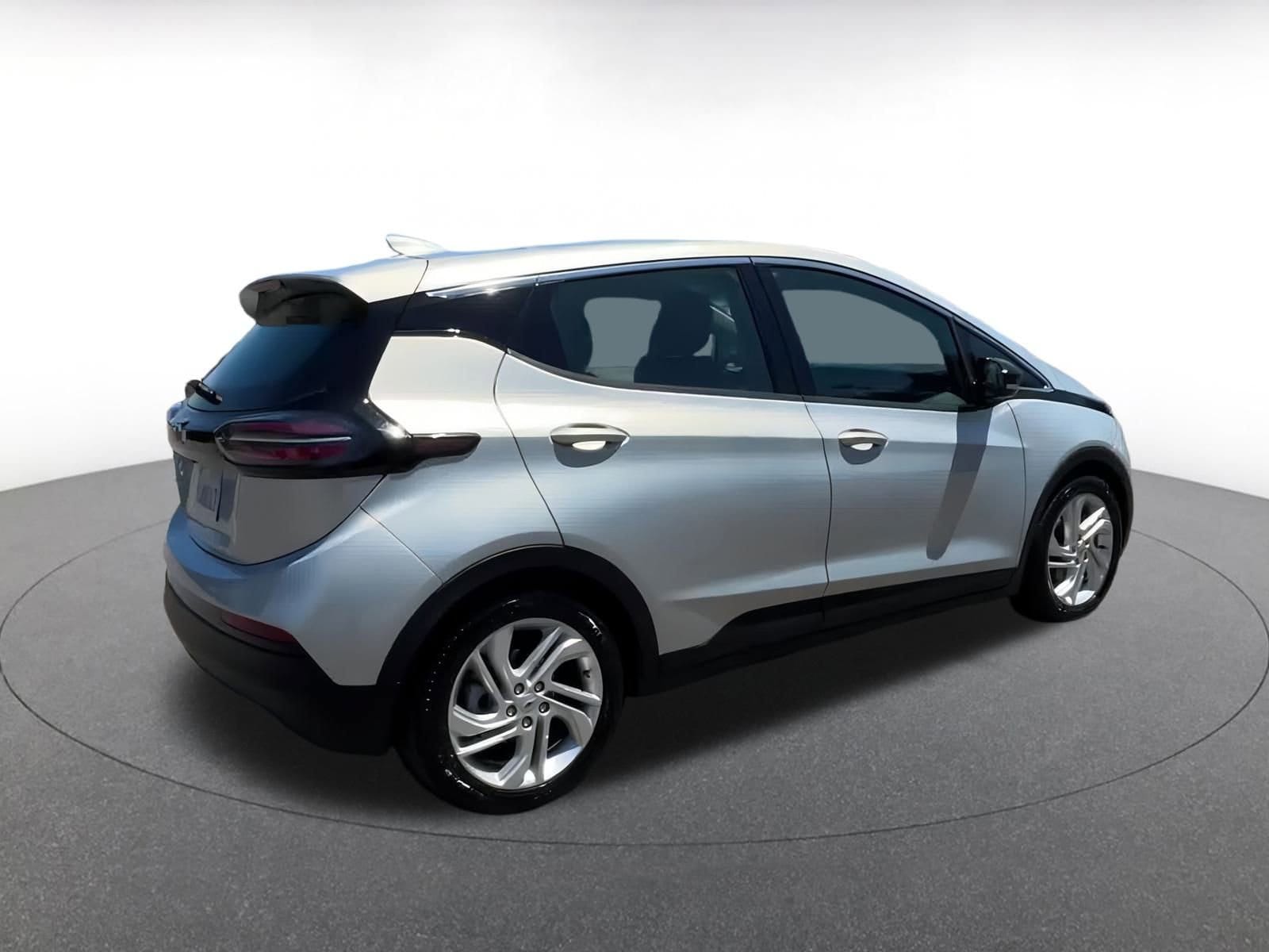 Thumbnail: 2023 Chevrolet Bolt EV - 12