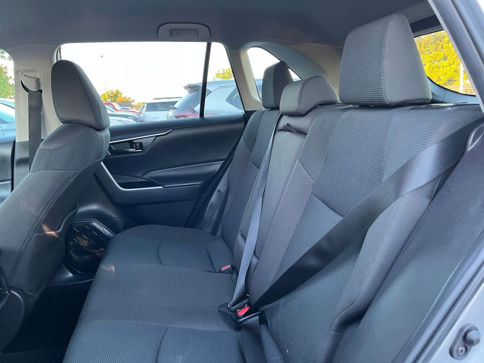 Thumbnail: 2025 Toyota RAV4 - 25