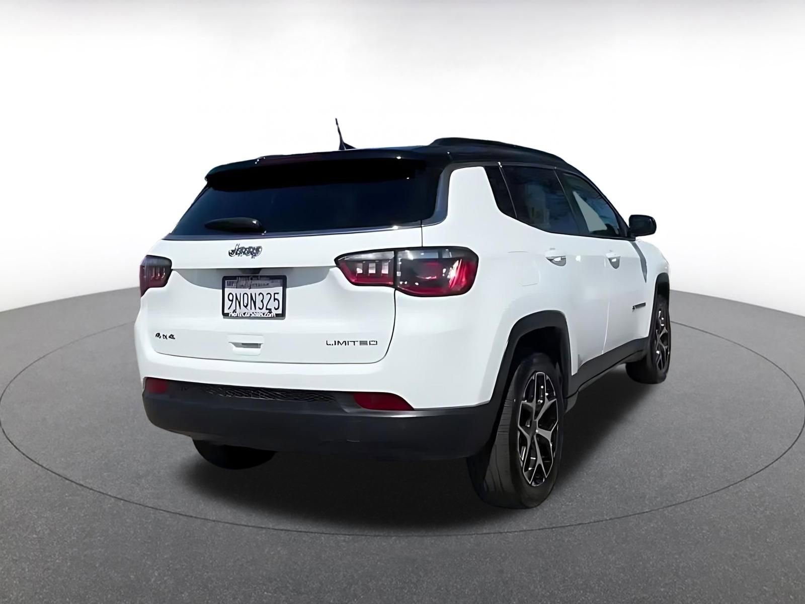 Thumbnail: 2025 Jeep Compass - 15