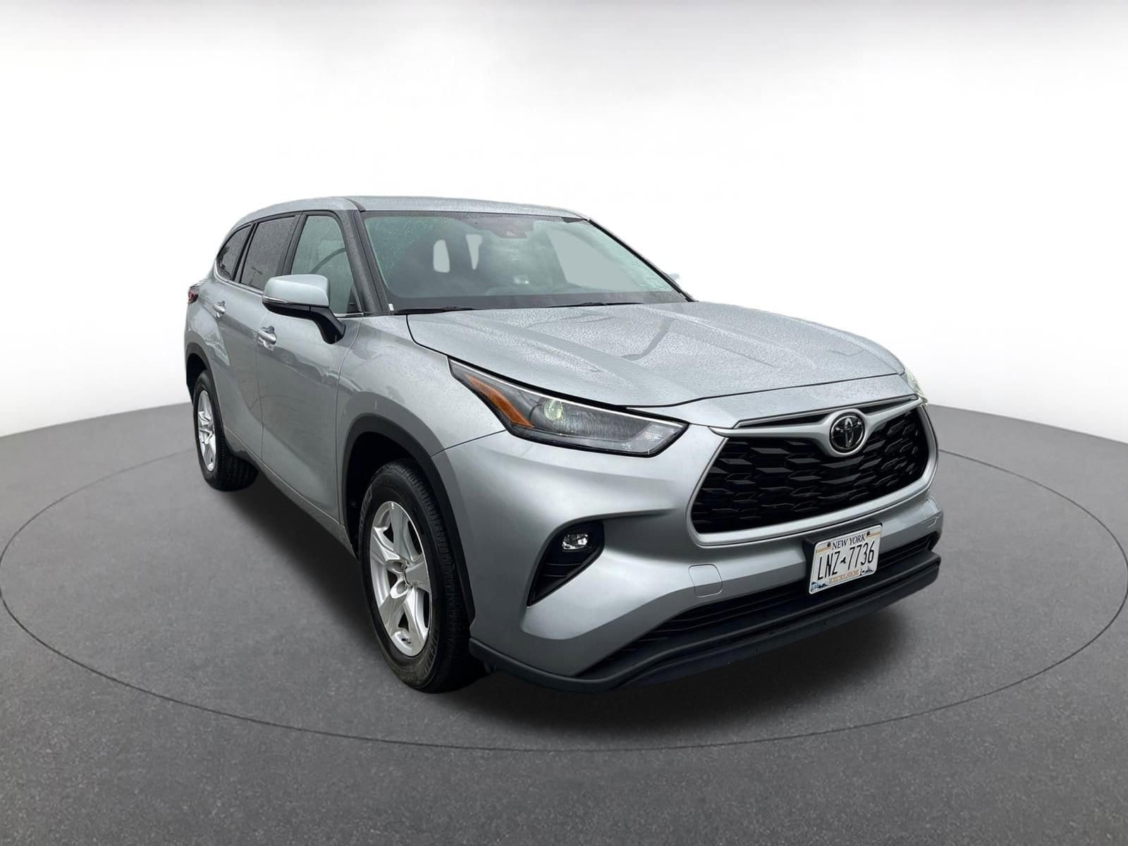 Thumbnail: 2025 Toyota Highlander - 1