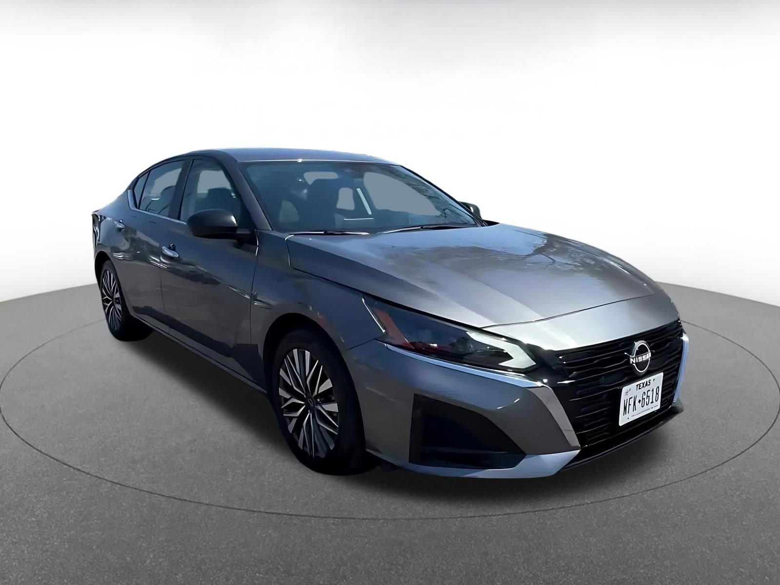 Thumbnail: 2025 Nissan Altima - 3