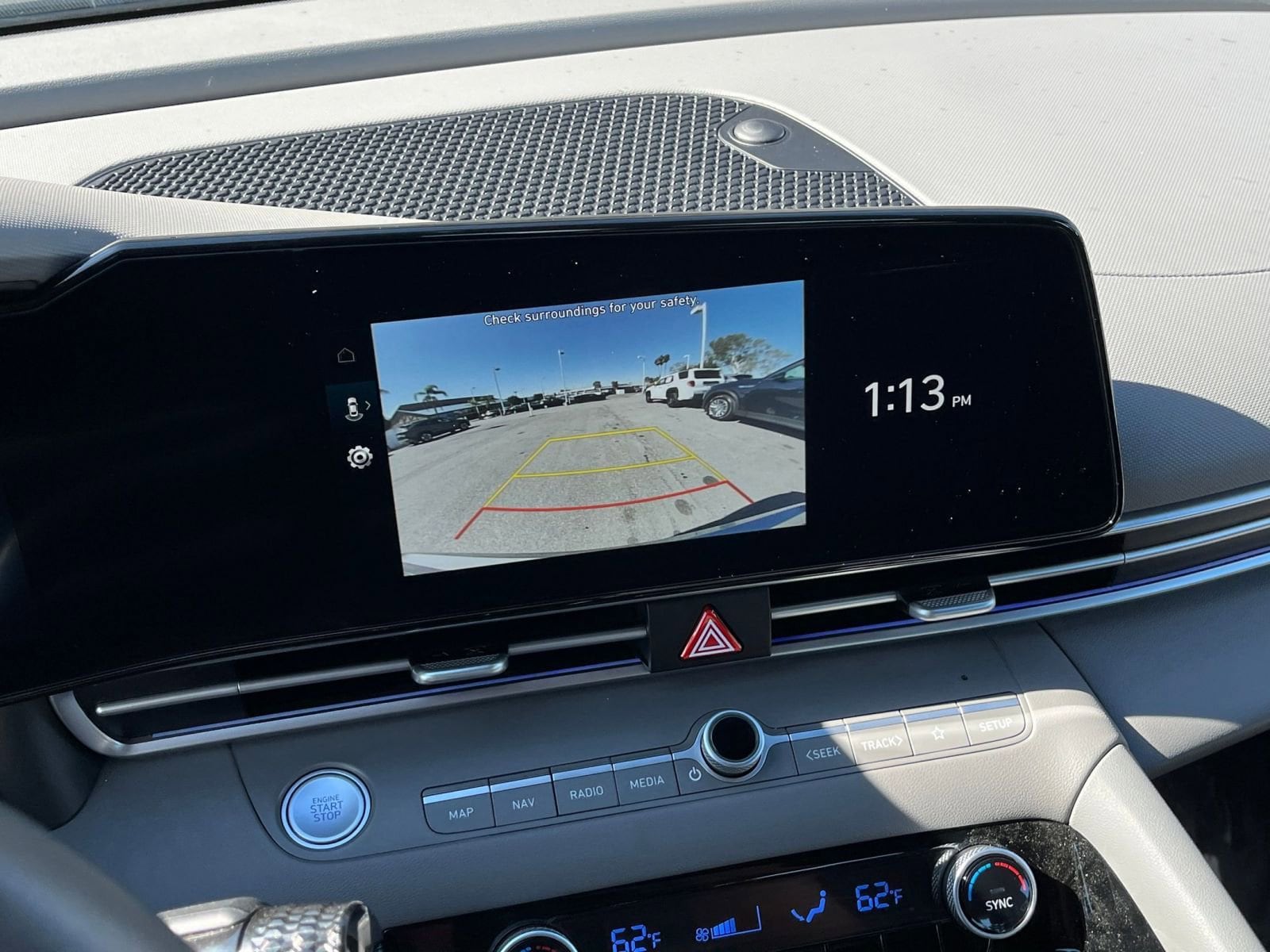 Thumbnail: 2025 Hyundai Elantra - 17