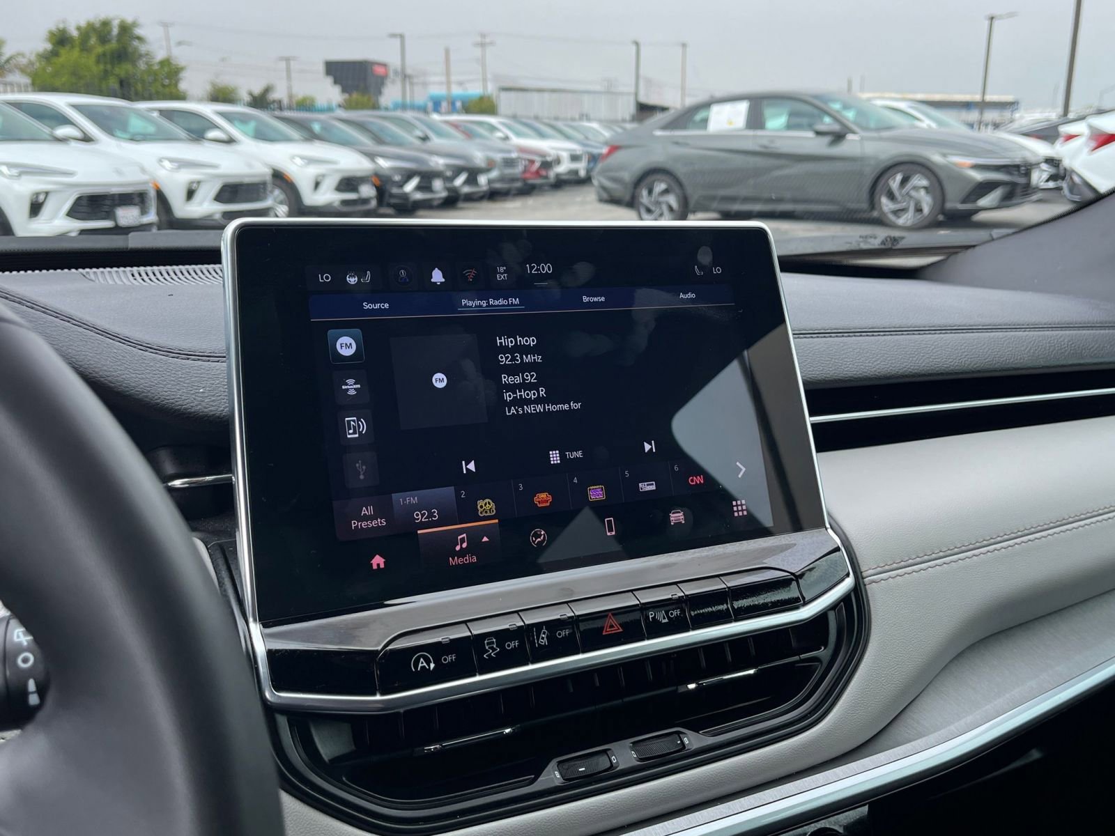 Thumbnail: 2025 Jeep Compass - 20