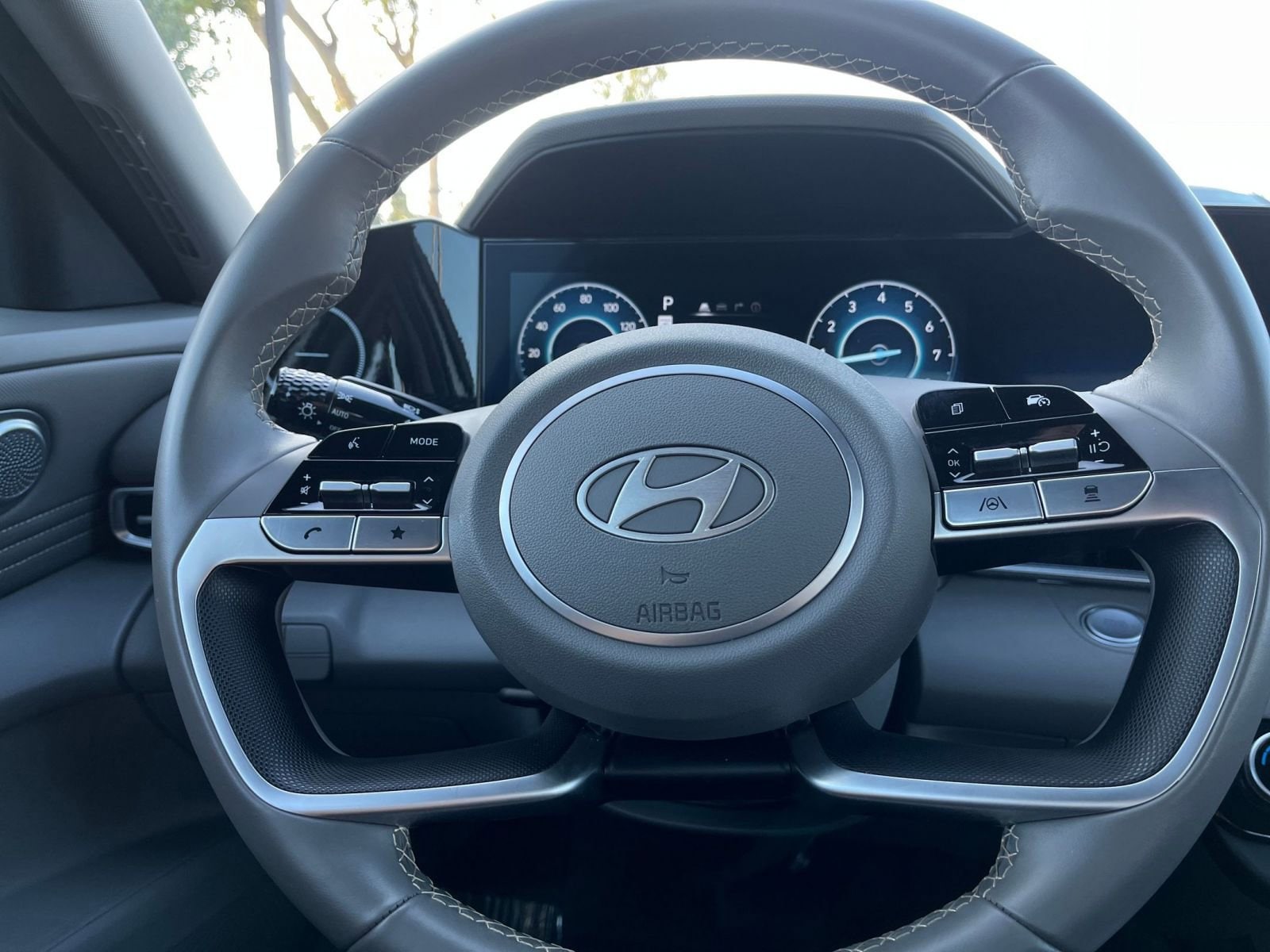 Thumbnail: 2025 Hyundai Elantra - 28