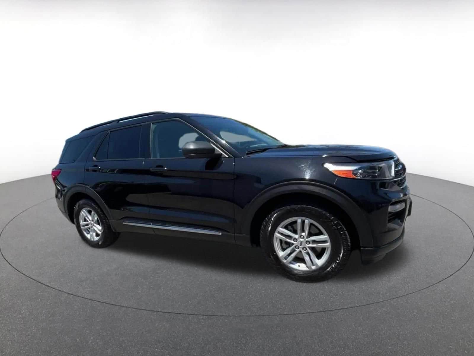 Thumbnail: 2023 Ford Explorer - 2