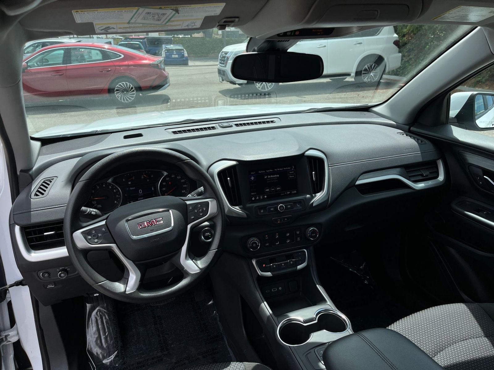 Thumbnail: 2024 GMC Terrain - 33