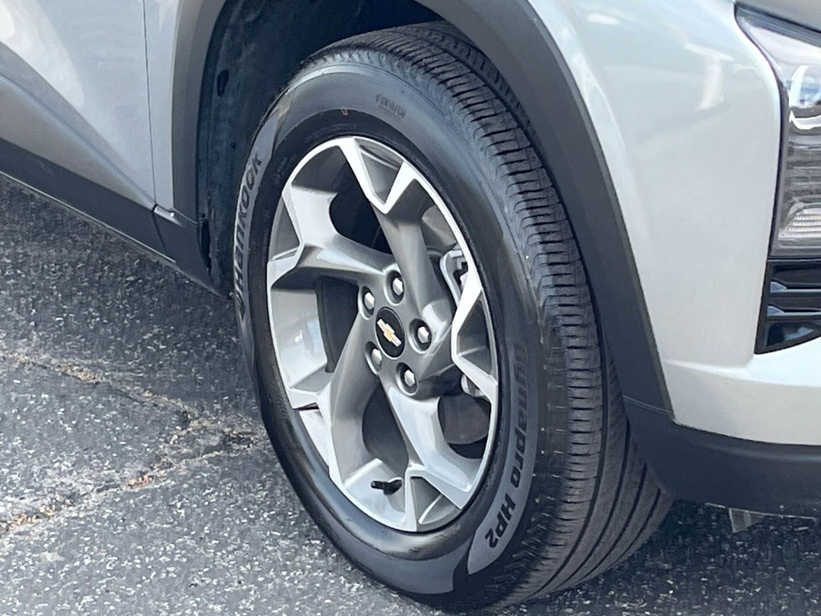 Thumbnail: 2025 Chevrolet Trax - 31