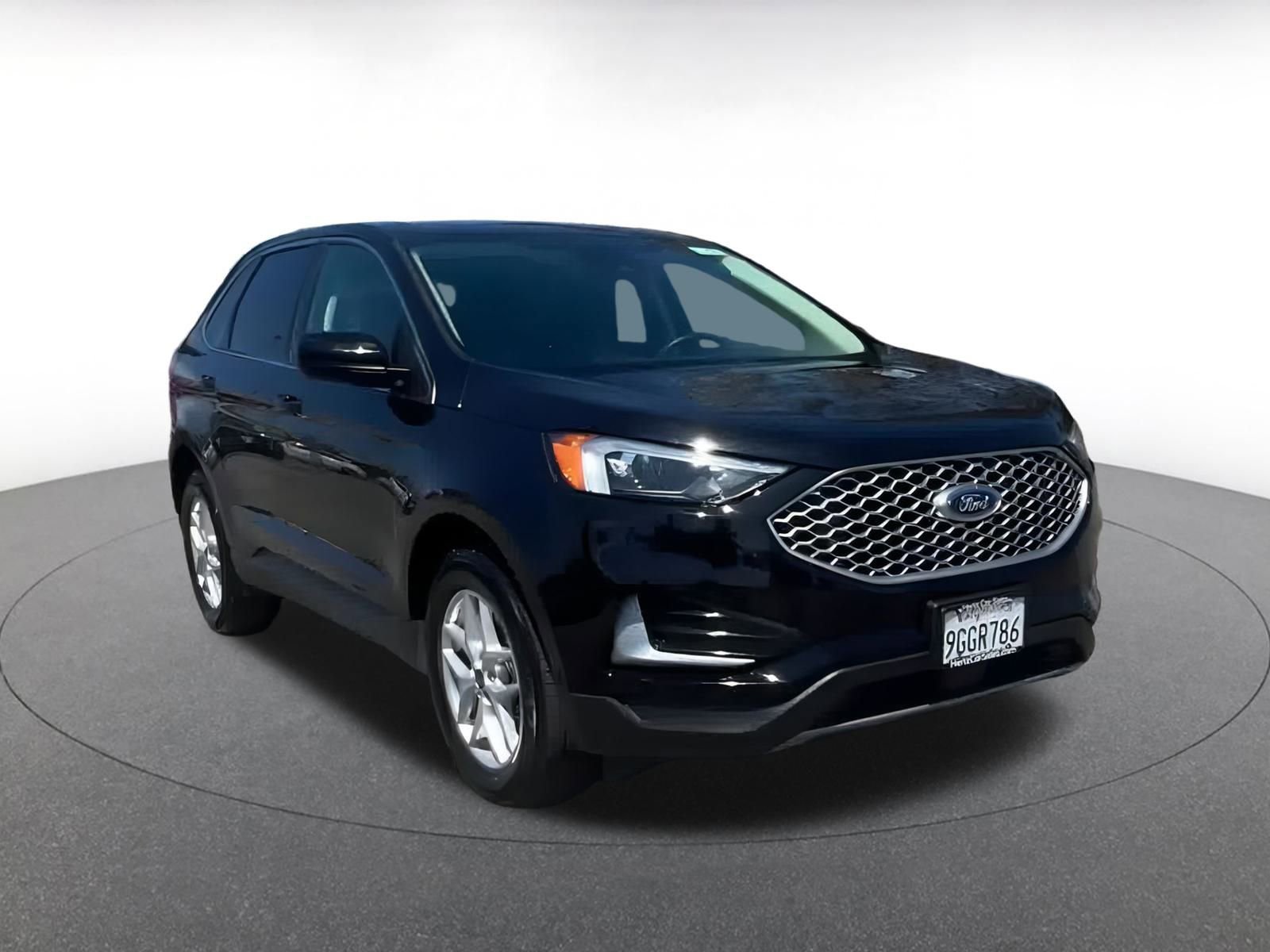 Thumbnail: 2023 Ford Edge - 3