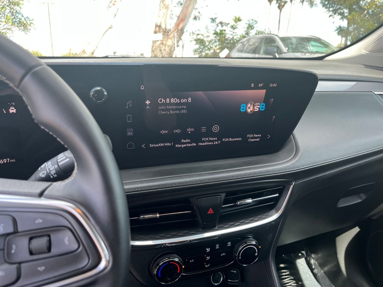 Thumbnail: 2025 Buick Encore GX - 17